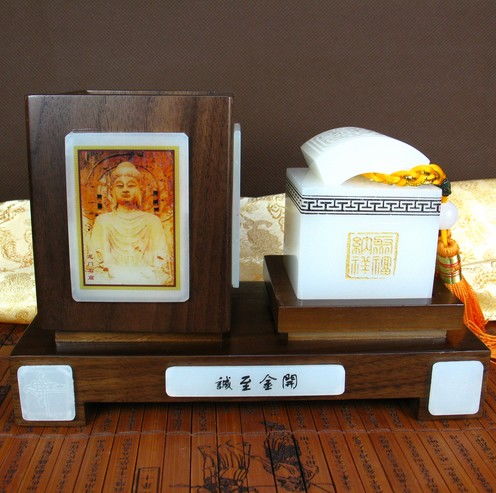 玉石文臺(tái)擺件 辦公桌面優(yōu)雅實(shí)用的商務(wù)工藝禮品